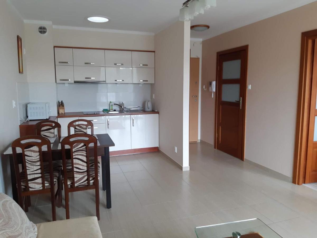 Apartament W Bursztynowych Komnatach Ujście-Darłowskie Exterior photo